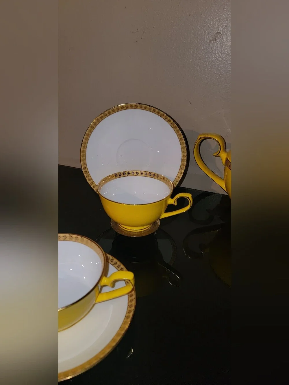 VINTAGE TEAVANA NOBLE POPPY Yellow Porcelain 10 PiecesTea Set with 14K Gold Trim
